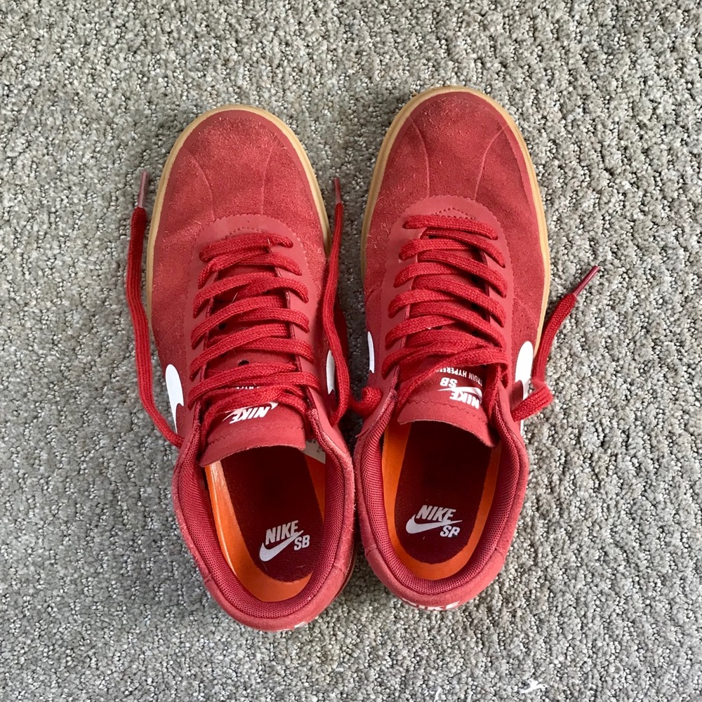 *SOLD* NIKE RED SNEAKERS
